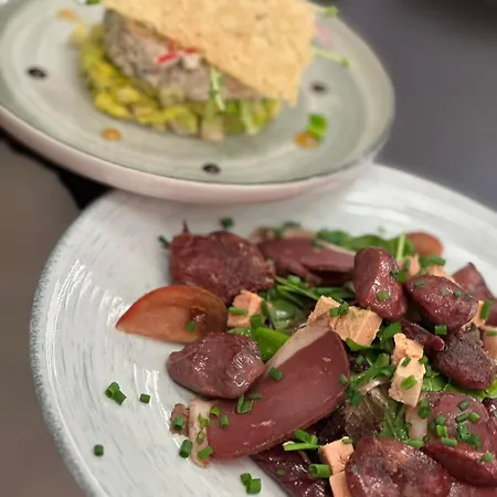 De La Tabletterie Hotel