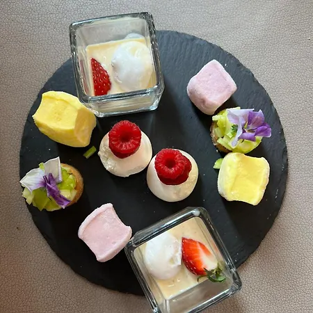 De La Tabletterie Hotel 3*