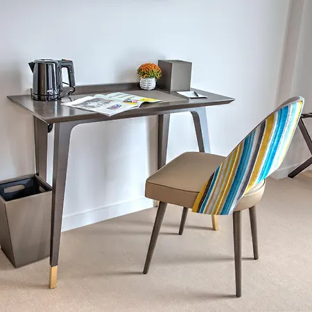 De La Tabletterie 3* Méru