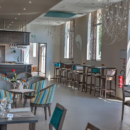 De La Tabletterie Hotel