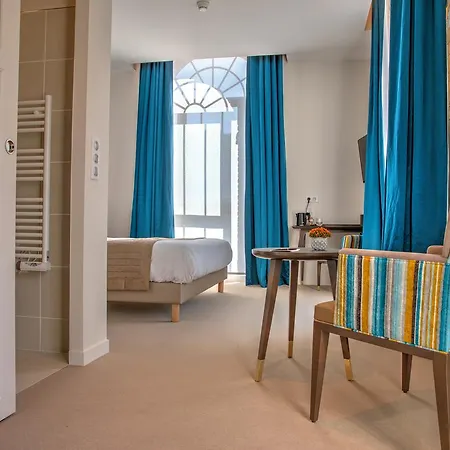 De La Tabletterie 3* Méru