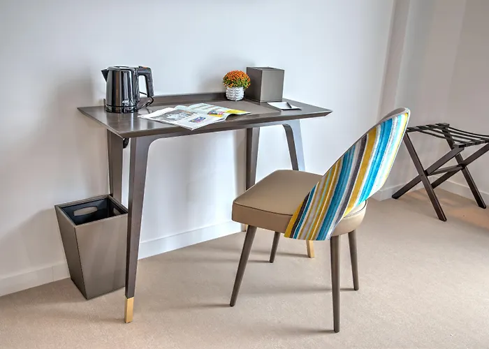 De La Tabletterie 3* Méru