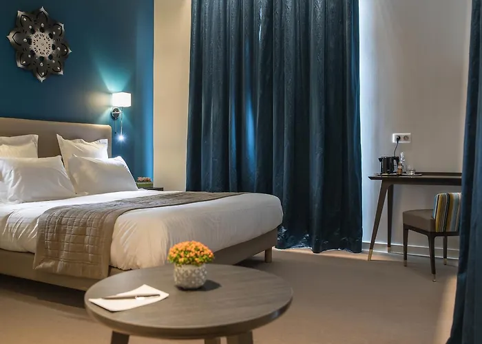 Hotel De La Tabletterie 3*